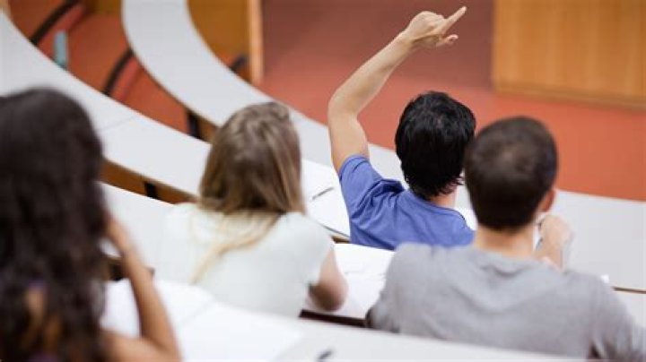 College Classrooms Are Still Chilly for Women, as Men Speak More
