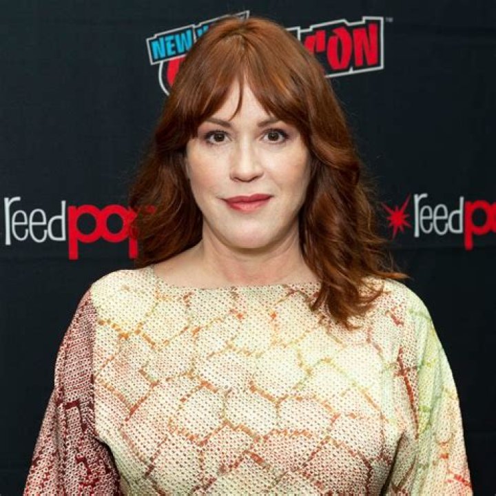 Molly Ringwald Net Worth, A Storied Career from Brat Pack to “Riverdale”